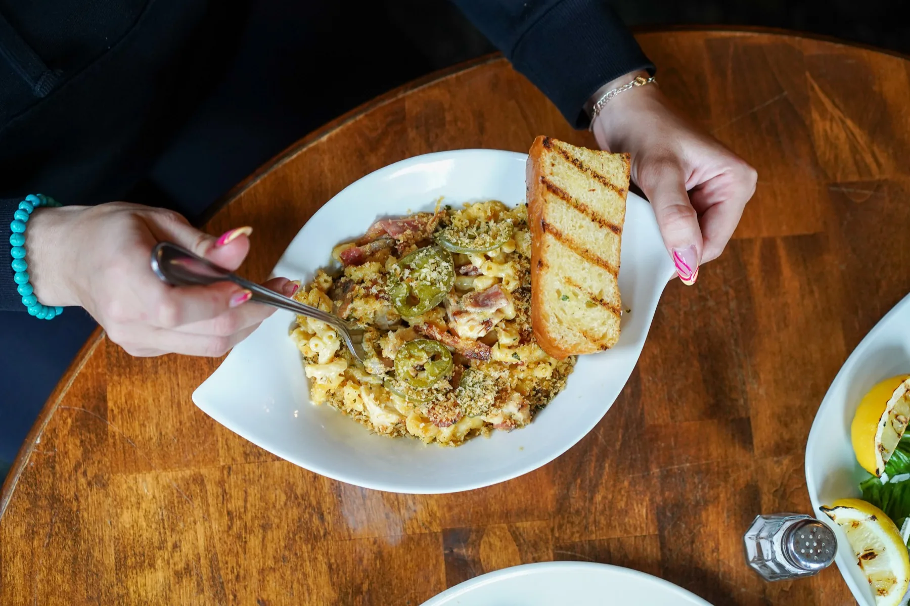 Lobster and shrimp mac and cheese with grilled bread
